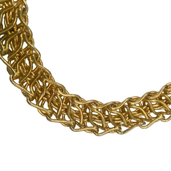 Vintage estate 1980’s Byzantine gold tone link chain necklace weighty 18 inches - Picture 4 of 9